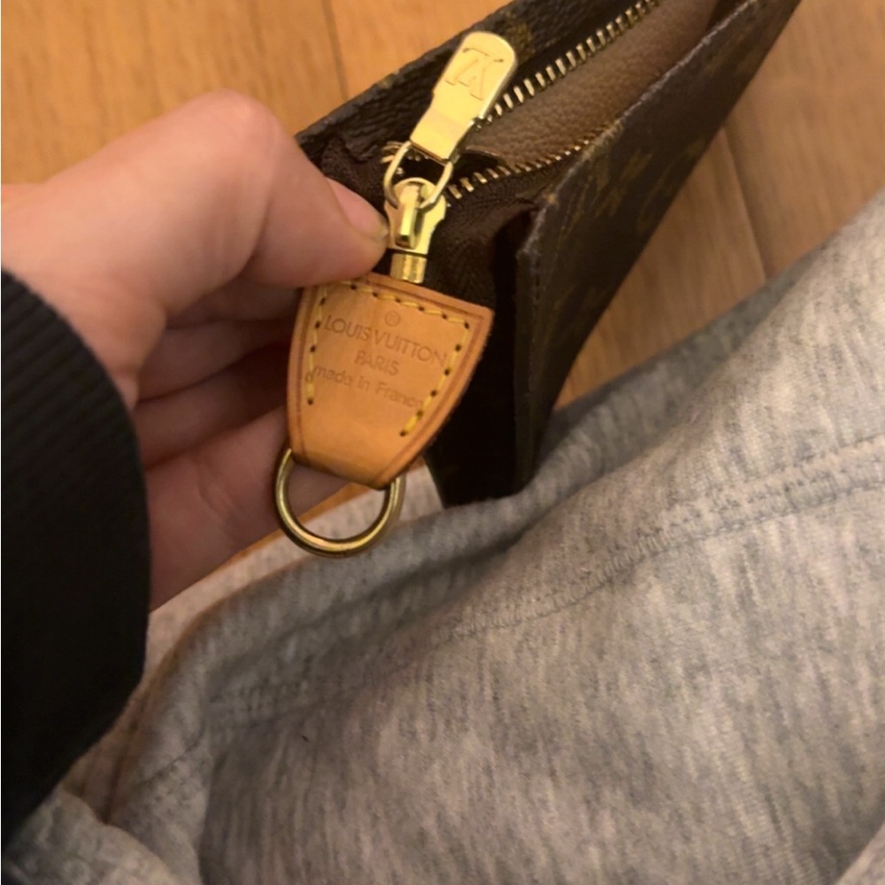 Louis Vuitton Brown Monogram Accessory Pouch - Picture 7 of 9